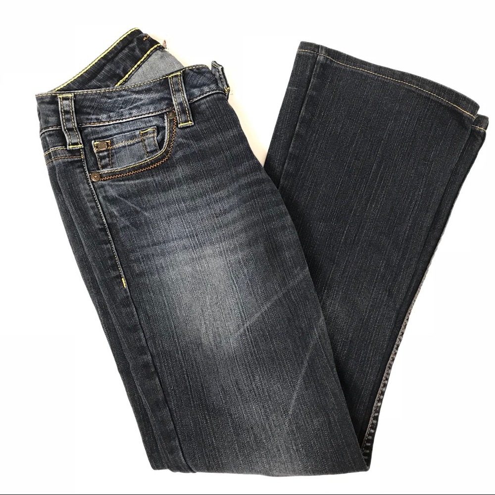 Silver Jeans Bootcut (Size 26) - Picture 6 of 7